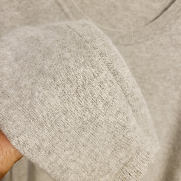 Unbranded | Women's Gray Scoopneck High Low 100% Cashmere Sweater (Size Large) - Picture 6 of 14